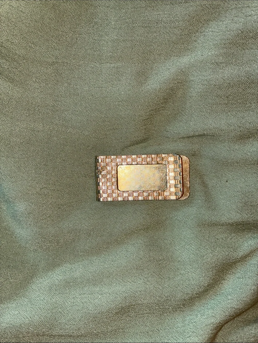 Source Unknown Stainless steel Woven-Pattern Money Clip in gold tone